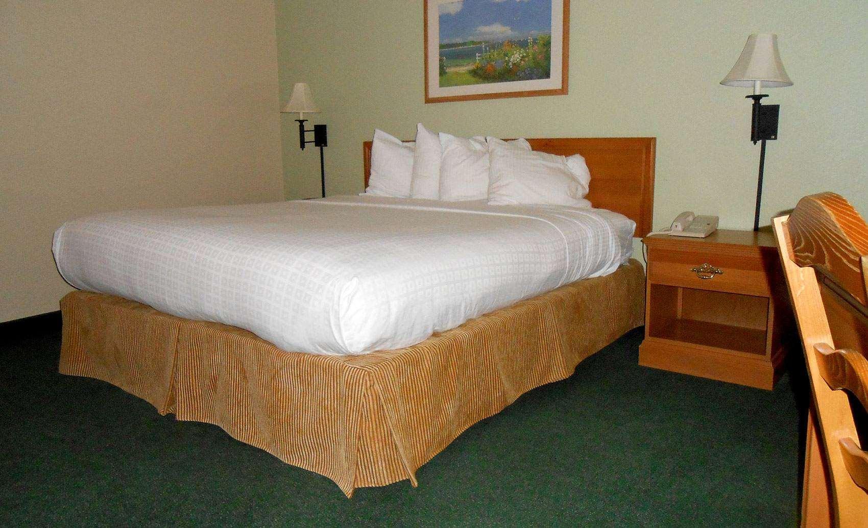 Americinn By Wyndham Oscoda Near Ausable River Exterior photo